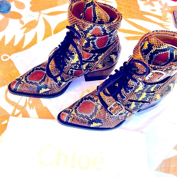 LIKE NEW🐍CHOLE🐍Rylee Python Print Calf Skin Leather Boots🐍 - Picture 2 of 9